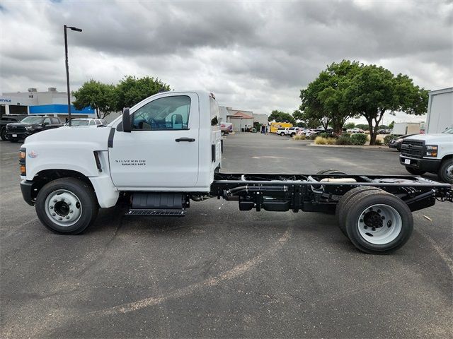 2024 Chevrolet Silverado MD Work Truck