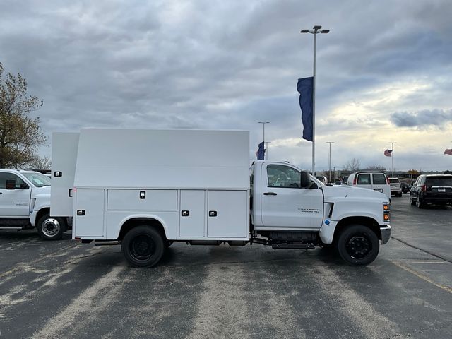 2024 Chevrolet Silverado MD Work Truck