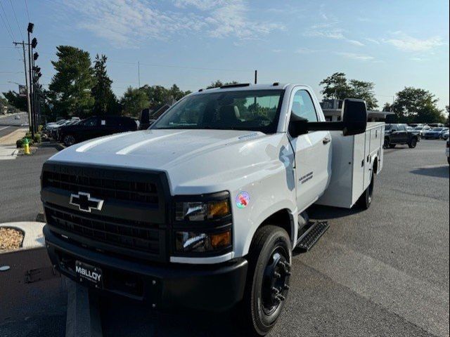 2024 Chevrolet Silverado MD Work Truck