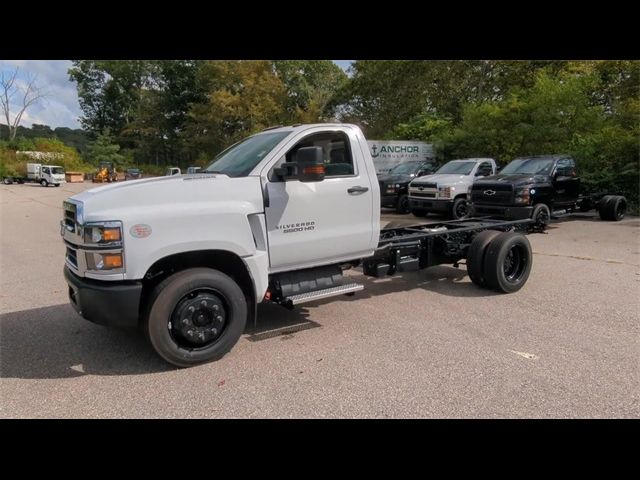 2024 Chevrolet Silverado MD Work Truck