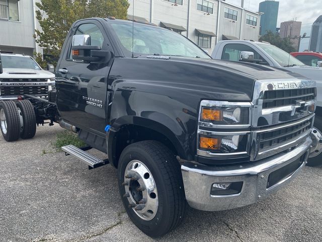 2024 Chevrolet Silverado MD Work Truck