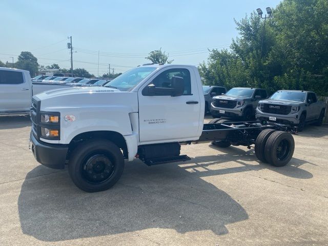 2024 Chevrolet Silverado MD Work Truck