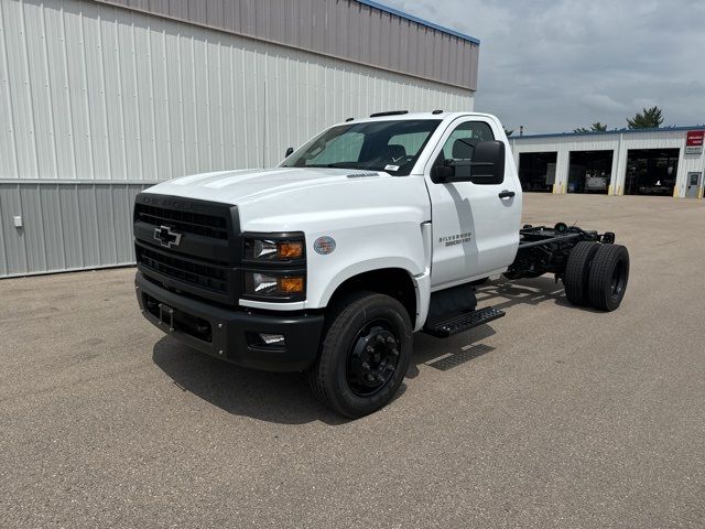 2024 Chevrolet Silverado MD Work Truck