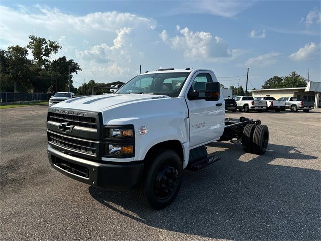 2024 Chevrolet Silverado MD Work Truck