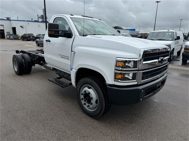 2024 Chevrolet Silverado MD Work Truck