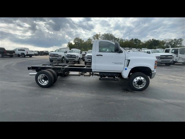 2024 Chevrolet Silverado MD Work Truck