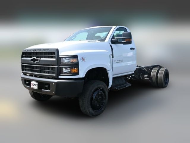 2024 Chevrolet Silverado MD Work Truck