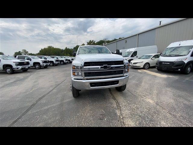 2024 Chevrolet Silverado MD Work Truck