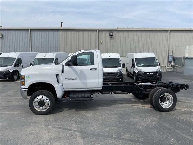 2024 Chevrolet Silverado MD Work Truck