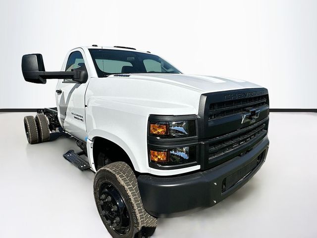 2024 Chevrolet Silverado MD Work Truck