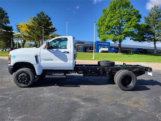 2024 Chevrolet Silverado MD Work Truck