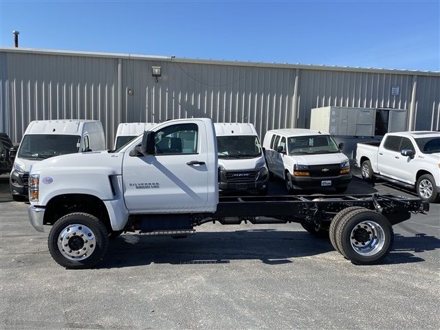 2024 Chevrolet Silverado MD Work Truck