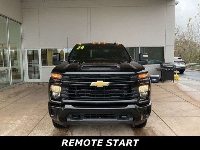 2024 Chevrolet Silverado 2500HD Custom