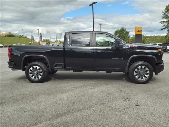 2024 Chevrolet Silverado 2500HD Custom