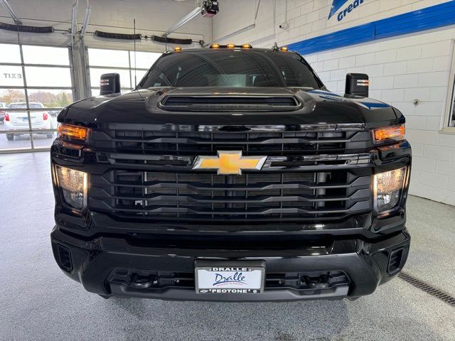 2024 Chevrolet Silverado 2500HD Custom