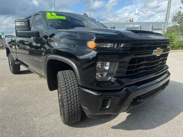 2024 Chevrolet Silverado 2500HD Custom