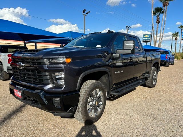 2024 Chevrolet Silverado 2500HD Custom