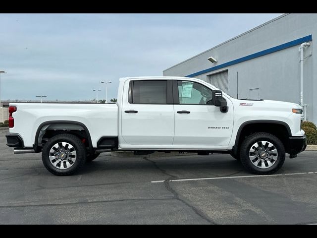 2024 Chevrolet Silverado 2500HD Custom