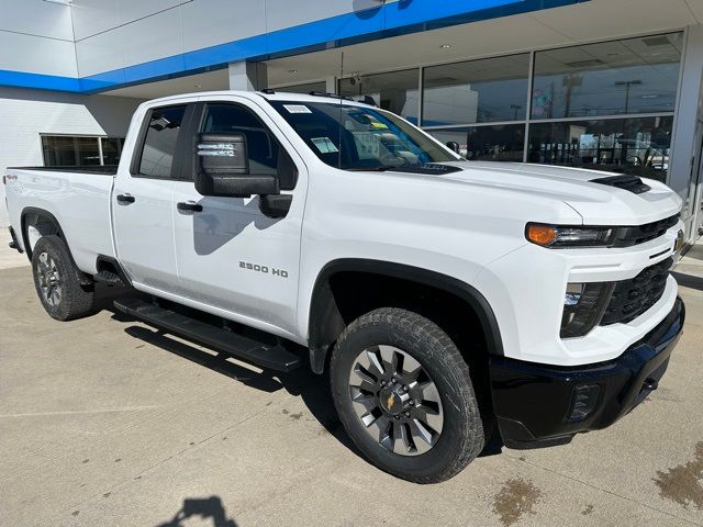 2024 Chevrolet Silverado 2500HD Custom