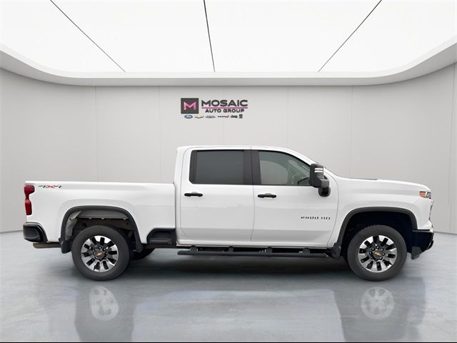 2024 Chevrolet Silverado 2500HD Custom