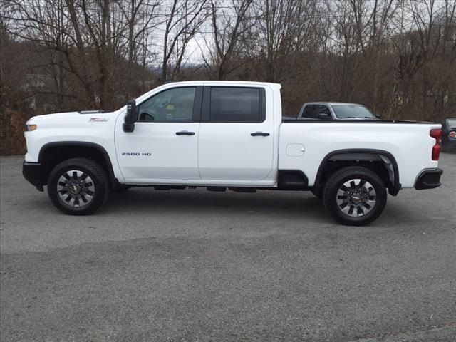 2024 Chevrolet Silverado 2500HD Custom