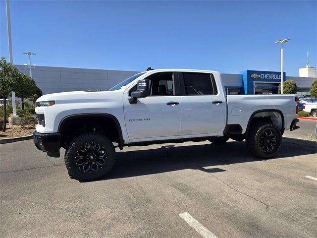 2024 Chevrolet Silverado 2500HD Custom