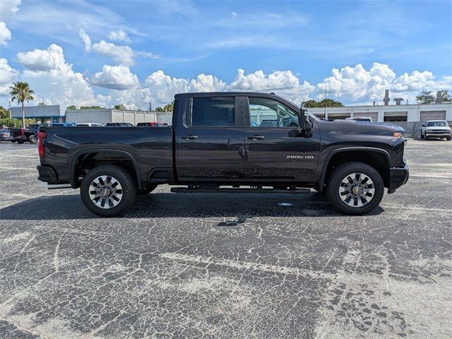 2024 Chevrolet Silverado 2500HD Custom