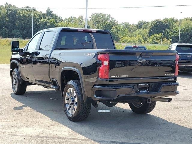 2024 Chevrolet Silverado 2500HD Custom