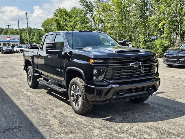 2024 Chevrolet Silverado 2500HD Custom