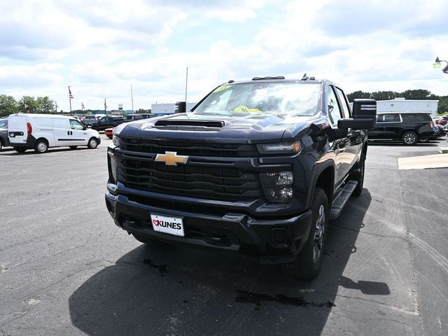 2024 Chevrolet Silverado 2500HD Custom