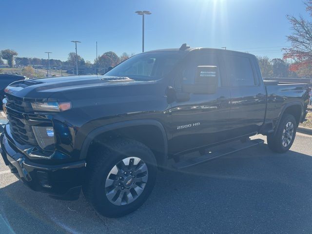 2024 Chevrolet Silverado 2500HD Custom