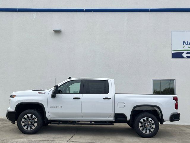 2024 Chevrolet Silverado 2500HD Custom