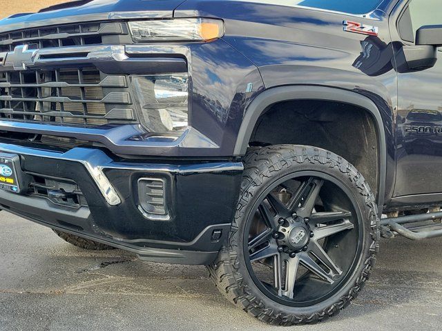 2024 Chevrolet Silverado 2500HD Custom