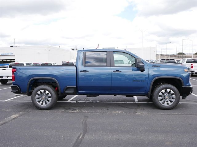 2024 Chevrolet Silverado 2500HD Custom