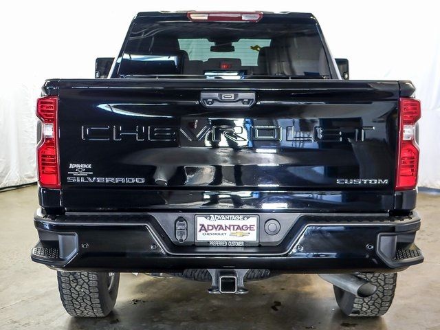 2024 Chevrolet Silverado 2500HD Custom