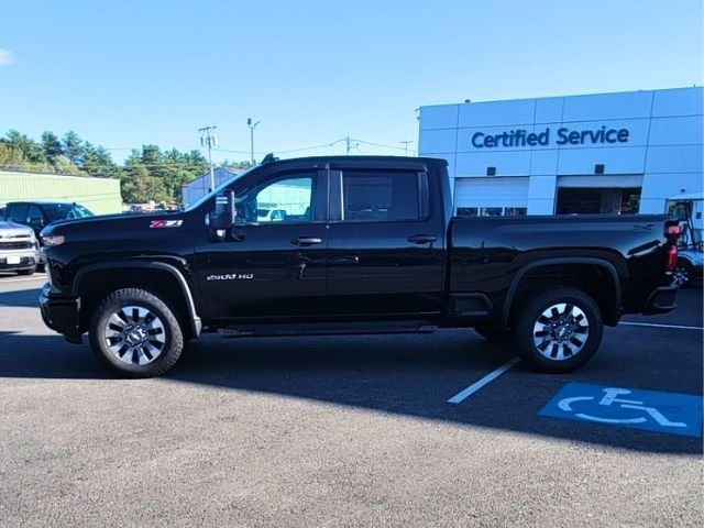 2024 Chevrolet Silverado 2500HD Custom