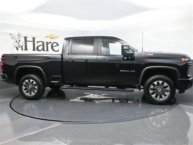 2024 Chevrolet Silverado 2500HD Custom