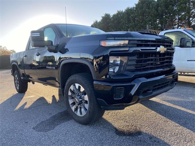 2024 Chevrolet Silverado 2500HD Custom