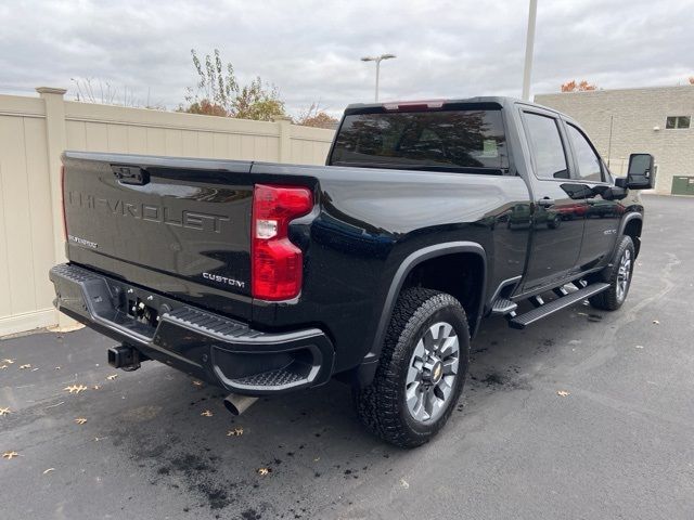 2024 Chevrolet Silverado 2500HD Custom