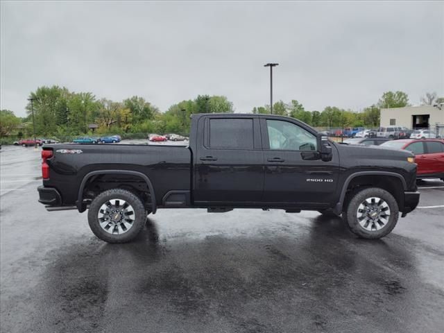 2024 Chevrolet Silverado 2500HD Custom