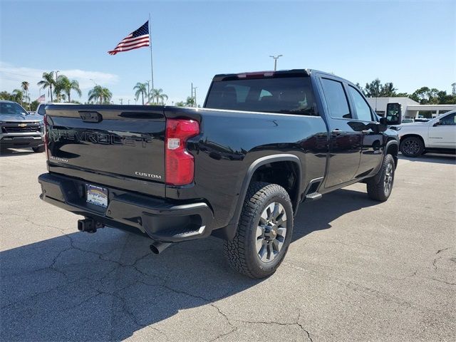 2024 Chevrolet Silverado 2500HD Custom