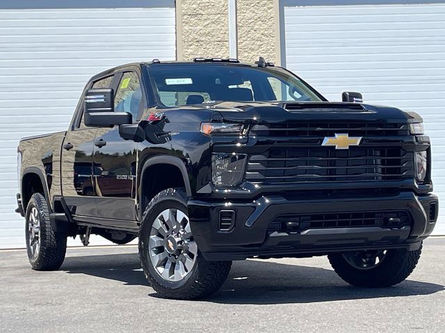 2024 Chevrolet Silverado 2500HD Custom