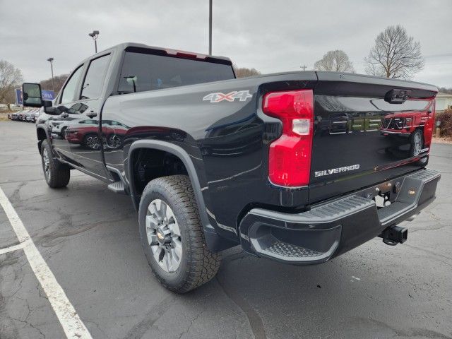 2024 Chevrolet Silverado 2500HD Custom