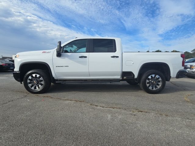 2024 Chevrolet Silverado 2500HD Custom