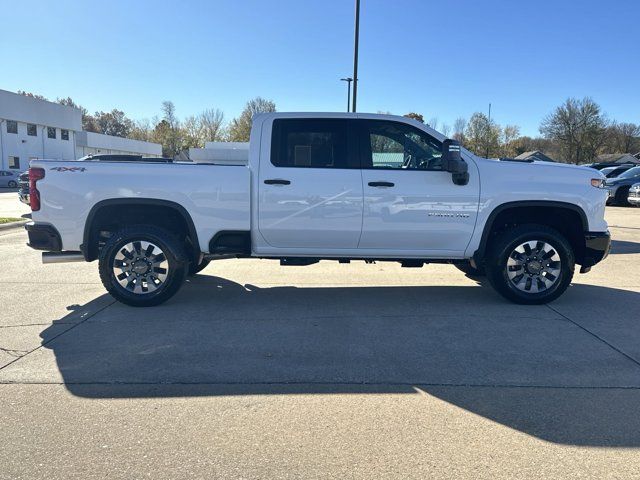 2024 Chevrolet Silverado 2500HD Custom