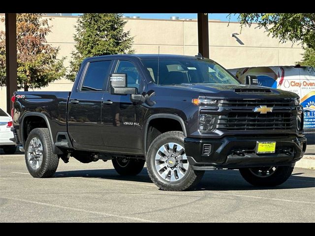 2024 Chevrolet Silverado 2500HD Custom