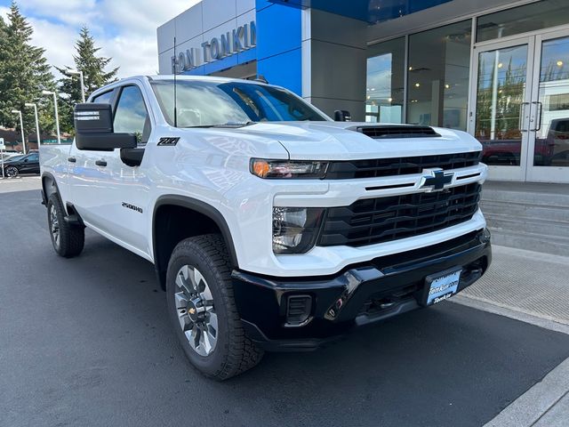 2024 Chevrolet Silverado 2500HD Custom