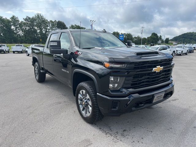 2024 Chevrolet Silverado 2500HD Custom