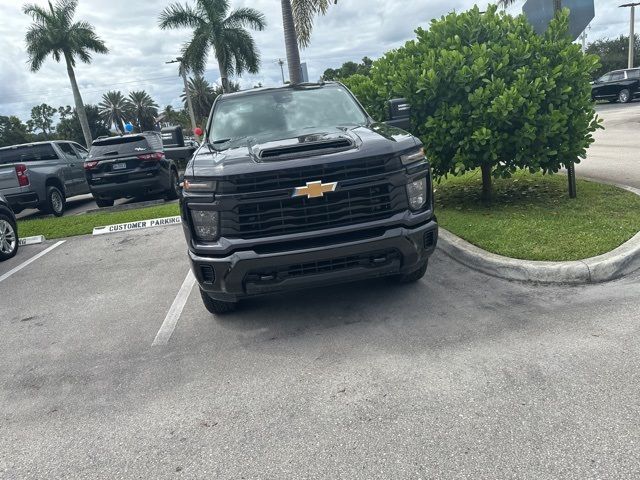 2024 Chevrolet Silverado 2500HD Custom