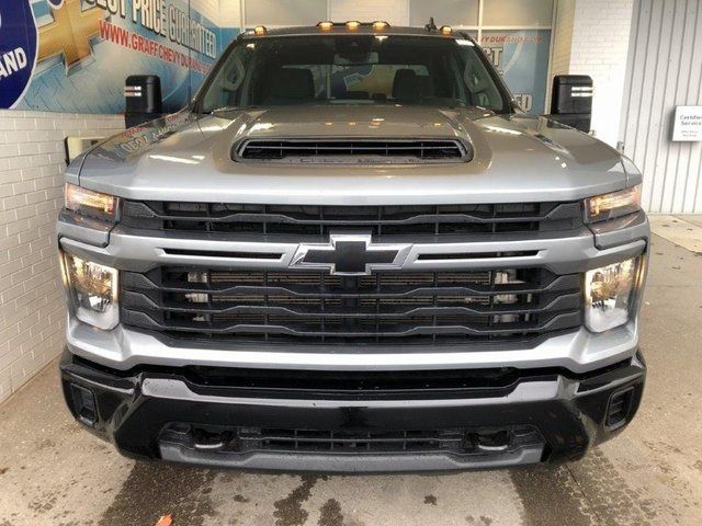 2024 Chevrolet Silverado 2500HD Custom